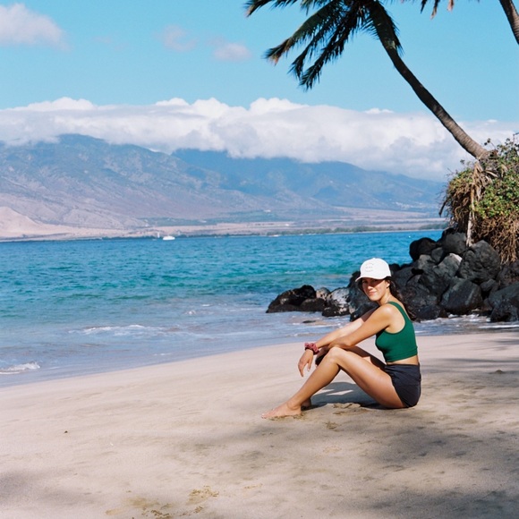 Meet your Posher, Carrie - Picture 2 of 4